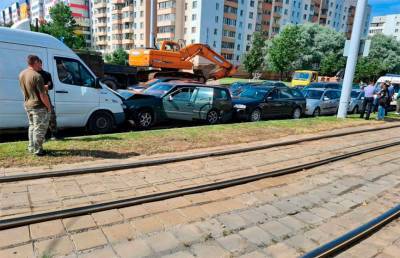 Массовое ДТП в Витебске: столкнулись пять автомобилей