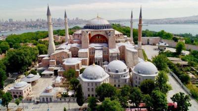 Собор Святой Софии в Стамбуле стал мечетью. В ЮНЕСКО высказались против