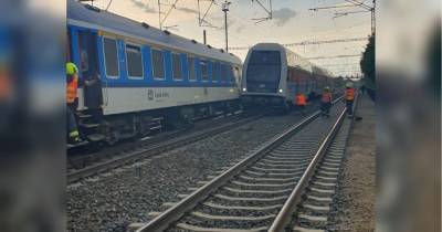 В Чехии второй раз за четыре дня столкнулись пассажирские поезда: первые подробности и фото