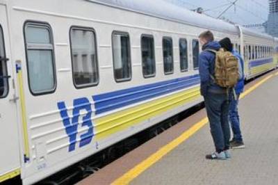 В Укрзализныце анонсировали возобновление еще девяти пригородных маршрутов