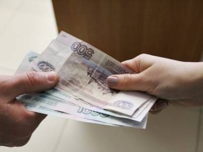 Радий Хабиров сообщил о сохранении стимулирующих выплат, несмотря на проблемы с бюджетом
