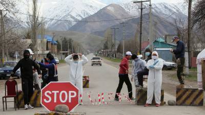 В Киргизии за сутки выявили 552 новых случая коронавируса