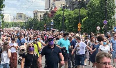В Хабаровске десятки тысяч людей вышли на митинг в поддержку Фургала