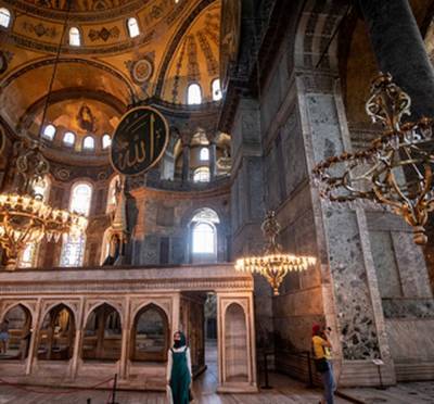 Собор Святой Софии официально признан в Турции мечетью