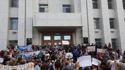 Хабаровский край вышел протестовать: жители региона требуют освободить Фургала