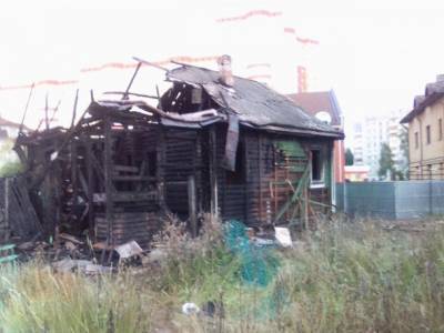В Сыктывкаре неизвестные подожгли частный дом
