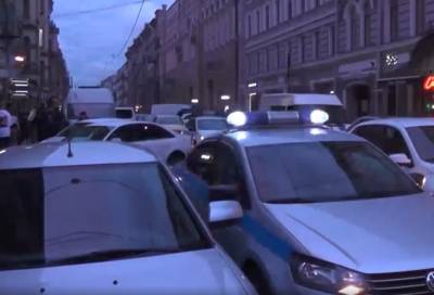 В ходе ночного рейда на Думской и Рубинштейна полиция задержала 38 человек