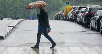Москвичей предупредили о дожде с грозой и сильном ветре