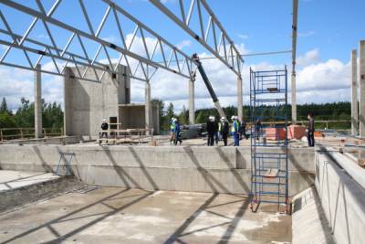 Спорткомплекс с бассейном и катком откроют в 2021 году в Петергофе