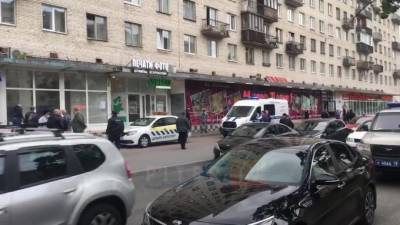 В отделении банка в Петербурге услышали стрельбу