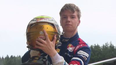 Шварцман победил в первой гонке второго этапа «Формулы-2»