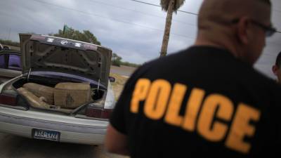 СМИ: Двое полицейских убиты в Техасе