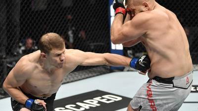 Российский боец Гишин проиграл поляку Марчину Тыбуре на UFC 251