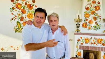 Саакашвили опубликовал фото с постаревшим Ющенко