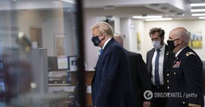 Трамп впервые появился в защитной маске. Фото | Мир | OBOZREVATEL