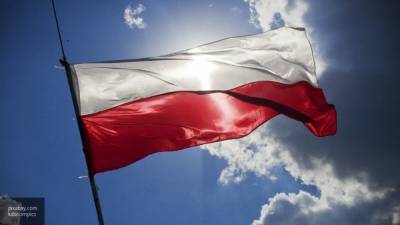 Второй тур президентских выборов стартовал в Польше
