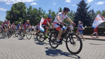 "С солнцем на спицах": старт велопробега в честь Победы в Севастополе