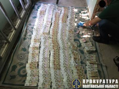 Нападение на авто «Укрпошты»: нашли и оружие, и деньги