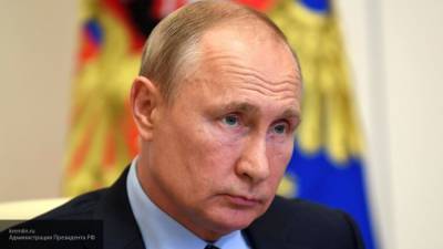 Песков: Путин ведет "довольно последовательную" кадровую политику