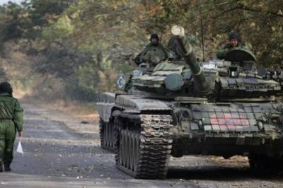В Луганской области ОБСЕ зафиксировала 11 танков и гаубицу "Гиацинт С"