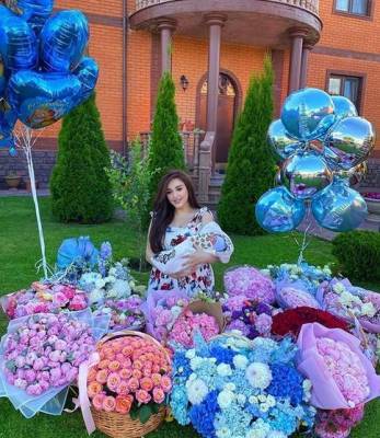 Бьюти-блогер Гоар Аветисян через 9 дней после родов похудела на 13 кг