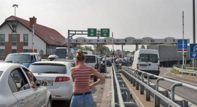 Венгрия ужесточила ограничения на границах: Украина попала в "красный список"