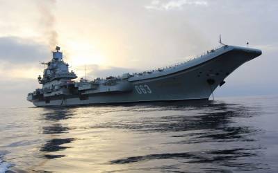 Авианосцы "Адмирал Кузнецов" и "Шторм" окажутся в составе ВМФ России примерно в одно время