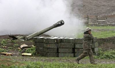 На армяно-азербайджанской границе военные открыли артиллерийский огонь с обеих сторон