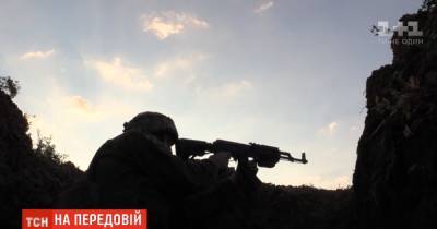 На передовой ранены пятеро украинских военнослужащих: ситуация на Донбассе