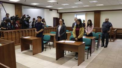 Прокуратура утвердила обвинительное заключение по делу сестер Хачатурян