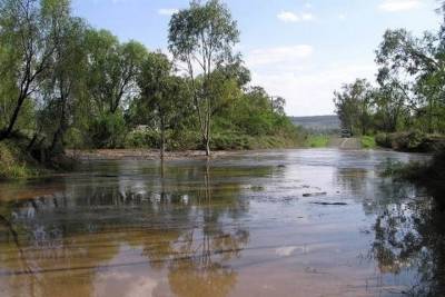 Хабаровское село Верхняя Манома освобождается от воды