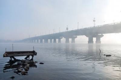 В столице на мосту Патона проходят гидравлические испытания