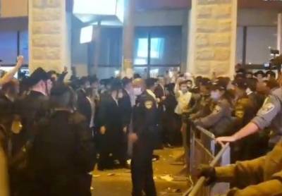 Беспорядки в Иерусалиме: ортодоксы устроили столкновения с полицией