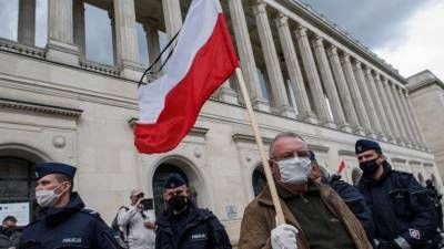 Экзитпол: Анджей Дуда побеждает на президентских выборах в Польше