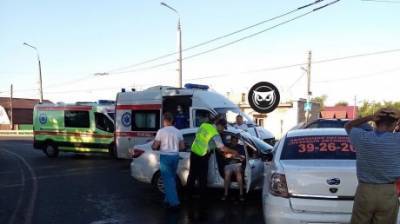 В ДТП в Терновке пострадали женщина и ребенок
