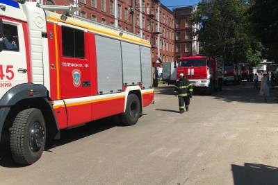 Поликлинику в Новой Москве проверили после срабатывания пожарной сигнализации