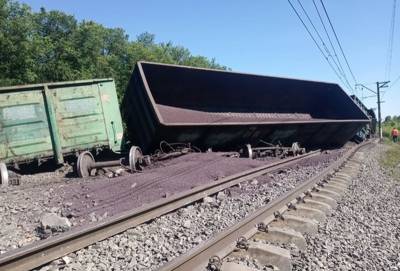 Поезда в Москву и Петербург задерживаются из-за аварии под Тулой