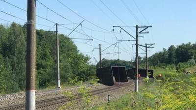 Движение поездов в Тульской области на месте схода состава частично восстановлено