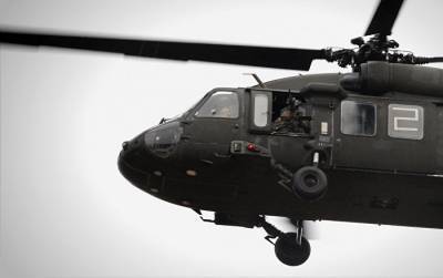 Американские военные вертолеты Black Hawk в течение недели будут летать над Латвией