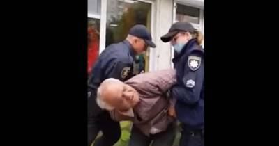 В Черновцах заковали в наручники мужчину, который не хотел надевать маску: появилось видео