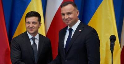 Дуда выигрывает президентские выборы в Польше: его уже поздравил Зеленский