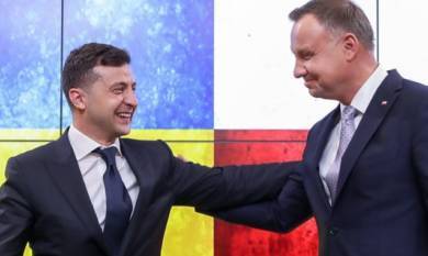 Зеленский поздравил Дуду с победой на выборах в Польше