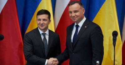 "Вместе мы сильнее": Зеленский поздравил Дуду с победой на выборах президента в Польше
