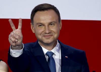 Дуда с минимальным перевесом переизбран президентом Польши