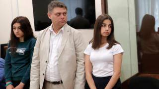 Генпрокуратура утвердила сестрам Хачатурян обвинение в убийстве