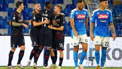 "Милан" и "Наполи" поделили очки в результативном матче чемпионата Италии