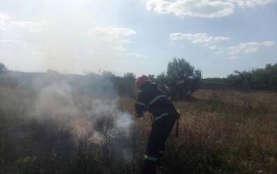 На Николаевщине за сутки потушили 15 пожаров