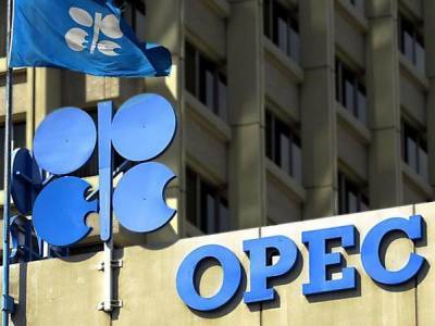 СМИ: ОПЕК+ готовится к пересмотру сделки по нефти