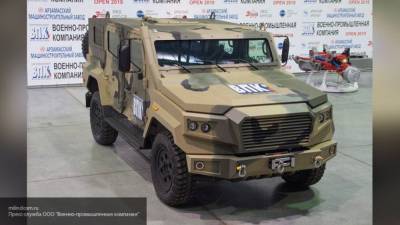 Российские специалисты собрали первый прототип легкого бронеавтомобиля "Стрела"
