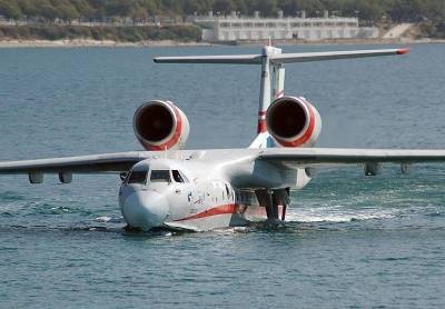 Морской авиации России передадут три новых самолета-амфибии Бе-200